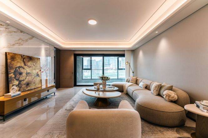  Brand new 4br 4baths new apt nr People's Square &Suzhou River    Line 1/2/8/13  