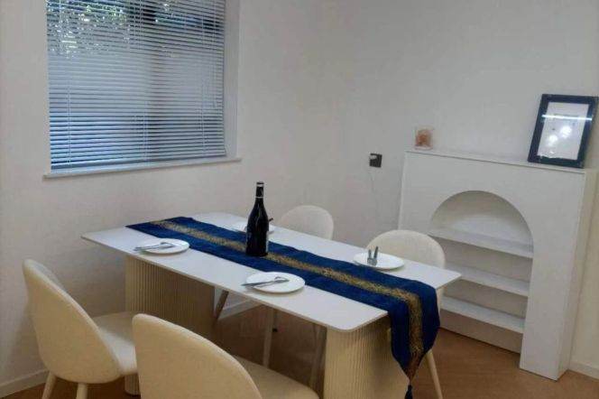 Modern Spacious 1Br/2Lr/1Bt@L10/11 Jiaotong University Station 