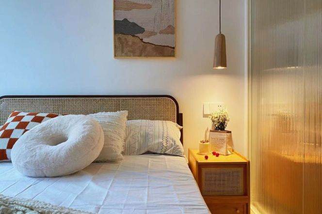 Modern 1Br/1Lr/1Bt apt nr Changping rd,M7/13