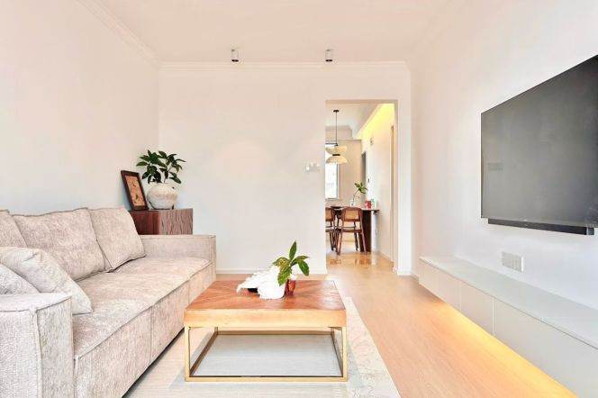 Elevator Spacious 2Br/2Lr/1Bt Close to L9/12 Jiashan Rd Metro Station 