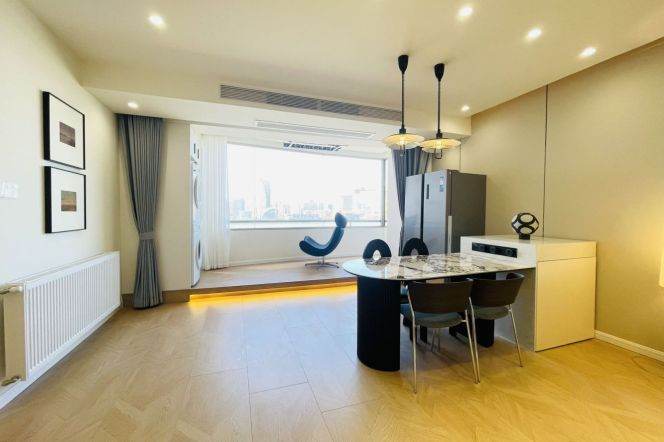 3BR 2BA High-Rise next to Yuanshen Rd Sta. Line 14