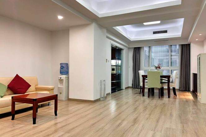 Full furnished 2br/115sqm & oven/elevator @Jing'An temple