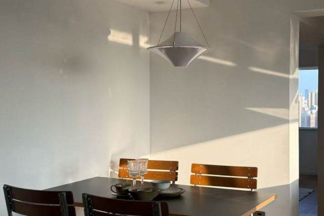Modern 3brs/150sqm & heating/loft @Jiangsu Rd & Line 2/11/14