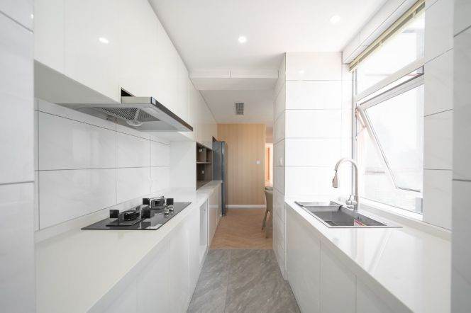 modern big 2brs floor heating open balcony nice view near line 2,12,13 Taikoo Hui