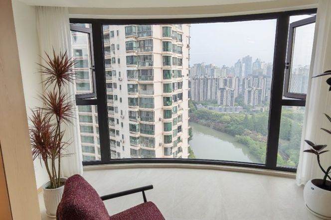 Suzhou creek view, 3Br 2Ba 165Sqm, Newly renovated, Zhong tan road, L3/4