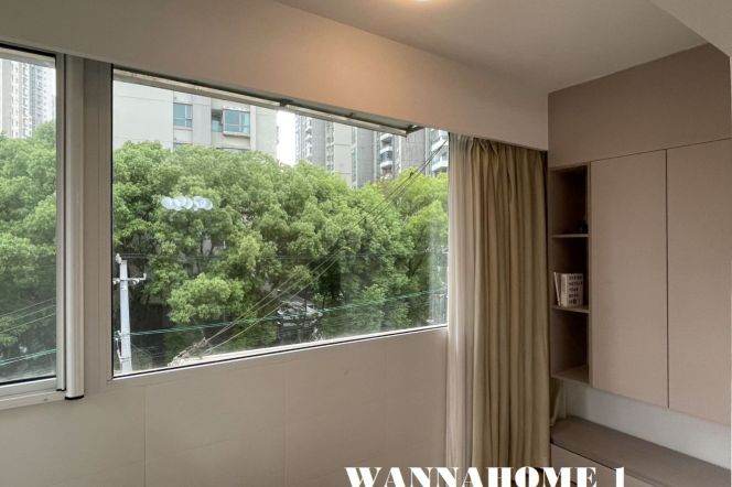 Modern&Spacious 2Bdrs 1Bath Apt+Large Cloakroom+L7 Chang Ping Rd+Clean Compound+5F Walk Up 