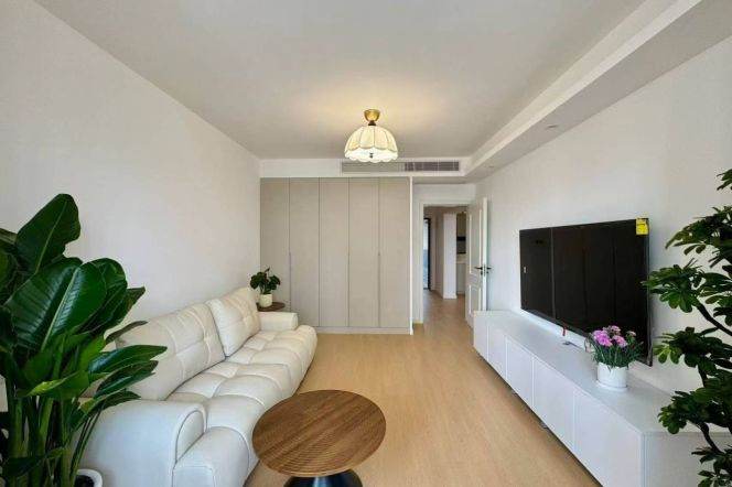 Wuding Lu station spacious $ nice 1br with 11.5k
