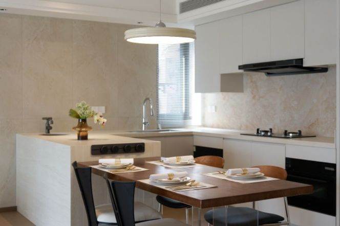 Brand New 4-Bedroom Apartment | people square  