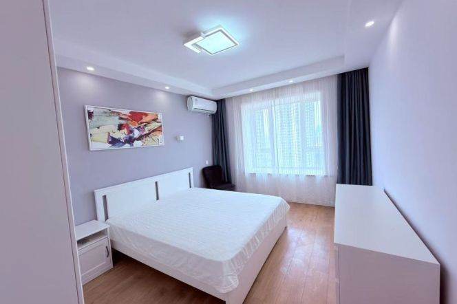 Hongqiao Lu station spacious 4br4bt with 16k