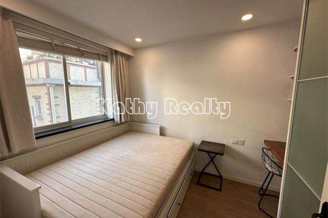 Nice Bright 1BR APT 3F Fumin Rd Jing’an Temple 6.5k