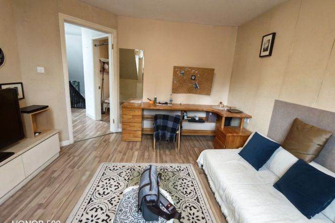 Jing'an temple, 1+1Br 65Sqm, Yuyuan road, L2/7/14