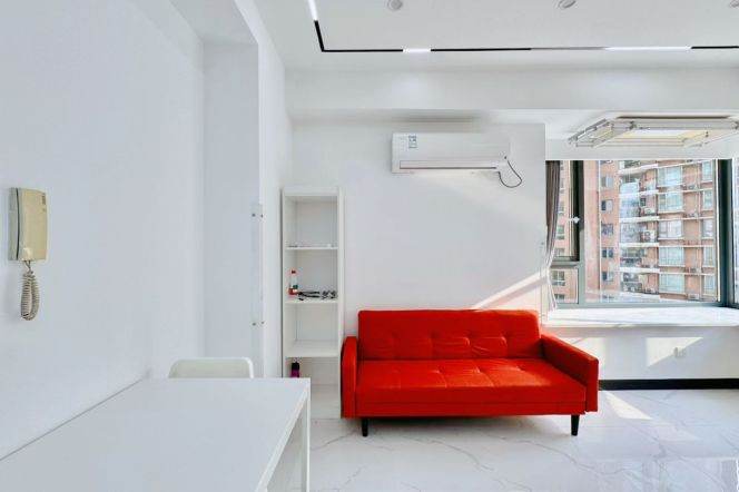 Bright cozy high rise 1 br 1 lr near Wuding rd station