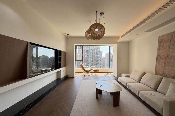  High-Floor Cream & Wood Style 3BR — 42,800 RMB