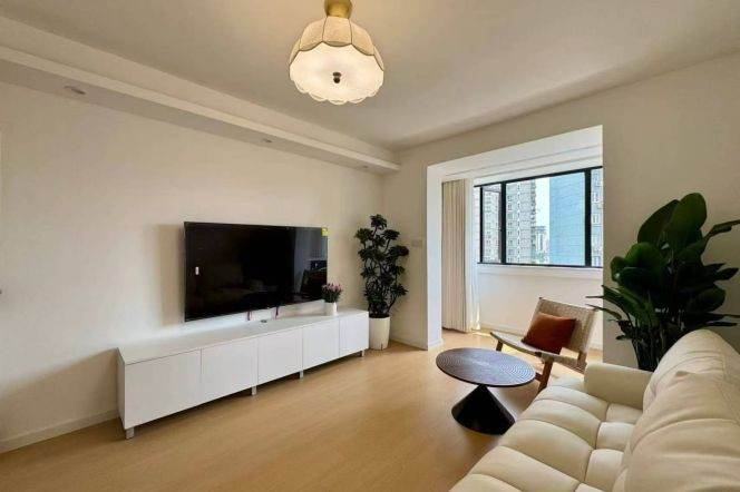 Wuding Lu station spacious $ nice 1br with 11.5k
