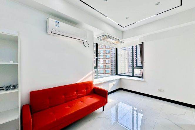Bright cozy high rise 1 br 1 lr near Wuding rd station
