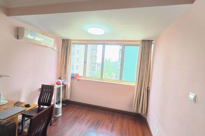 Wuding /Jiang su road, 2Br 90Sqm Elevator, L2/11/14