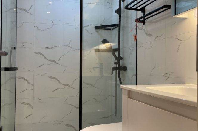 Modern&Spacious&Quiet 1Bdr 1Bath Apt+3F Walk Up+L7 Chang Ping Rd+West Nan Jing Rd CBD