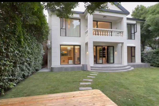 Luxury Single-family Villa  5 bedrooms | qingpu  