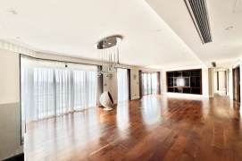 333m² 3+1BR 2BA w/Sweeping Views in Central Residence/Huashan Rd