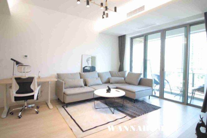 Modern&Spacious&Bright 2Bdrs 2Baths Apt+Large Open Balcony+Taikoo Hui+Top Compound