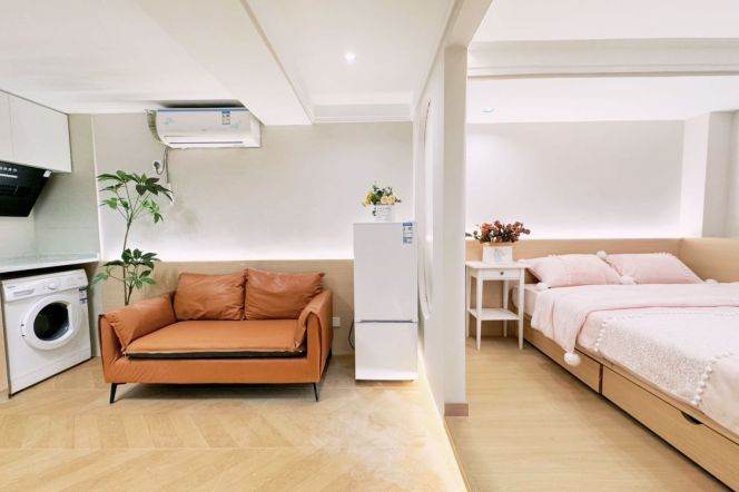 Cozy 1BR Apartment with Private Kitchen & Bath — 3,680 RMB