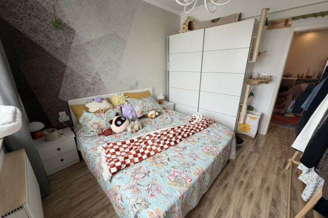 2 brs near L2/L7/L14 jing'an temple station+elevator