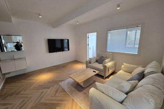1BR+Floor Heating/Shanghai Library+Changshu Road Metro