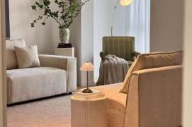 Spacious&Modern/2BR 2LR/green view/elevator,SH Railway Station(W)@L11/15