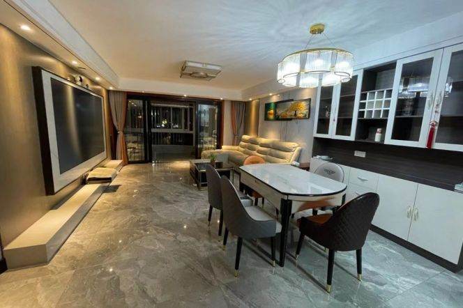 4 Brs, 2Baths with Private terrace/Floor heating/Oven/Dryer, 190 sqm @ Wuning metro L13