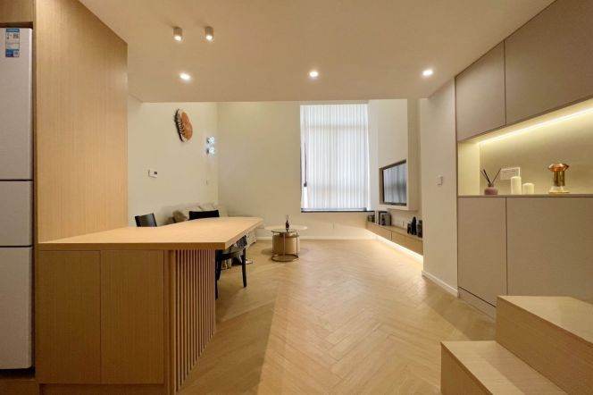Short Term 2 br super nice modern decoration Ideal price 11.5K M2/7/14 Jing'an Temple 