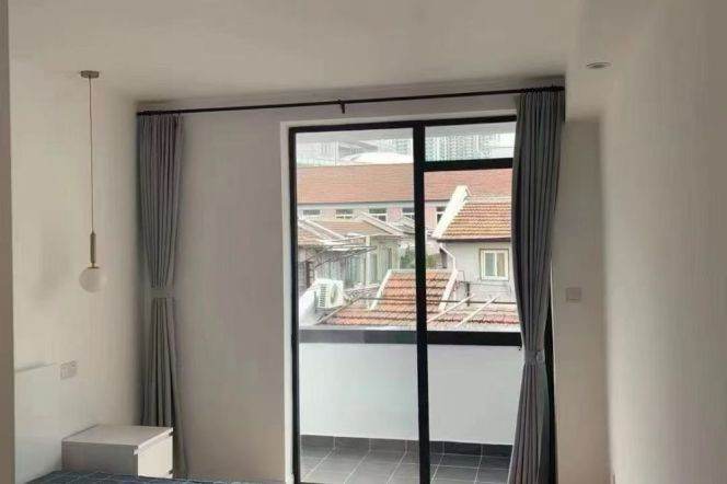 Bright 1br+blacony Nr M1/10/12