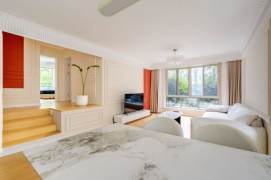 16.8k Spacious 3Br 2Bathr with floor heating on Xinhua Rd.Nr West Yan'an Rd.line3/4/10