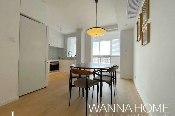 Great Compound+Spacious&Modern 3Bdrs 2Baths Apt+L14 Wu Ding Rd+Large Balcony