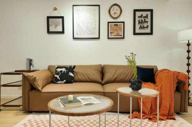 3 Brs, 2 Baths, Floor heating/Central ac/Oven, 160 sqm @ Lianhua metro L1
