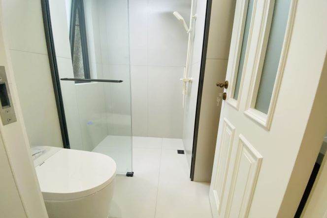 3 Brs, 2 Baths, Floor heating/Central ac/Oven/Dish washer, 130 sqm @ Wuzhong metro L15