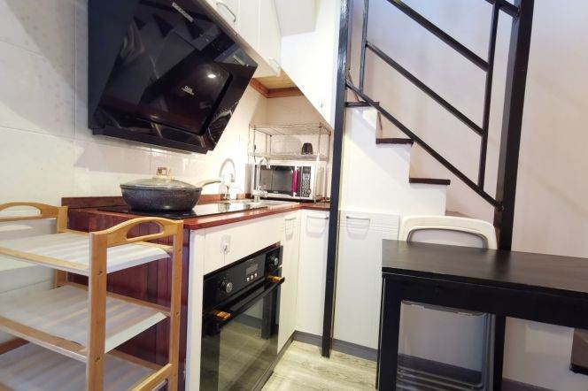 Good Value Duplex Apt. Near iapm 
