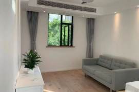 Bright 1br+blacony Nr M1/10/12