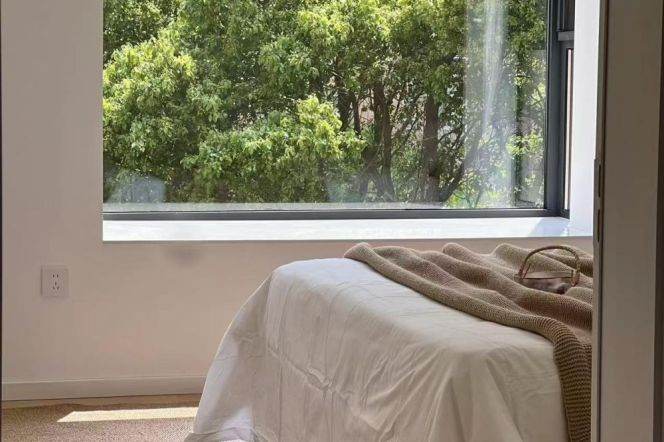 Spacious&Modern/2BR 2LR/green view/elevator,SH Railway Station(W)@L11/15