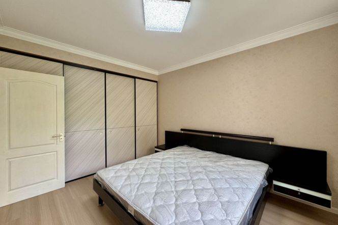 Wuding rd great compound cozy 1br    /  Spacious / Bright / Modern/ Quiet / Elevator
