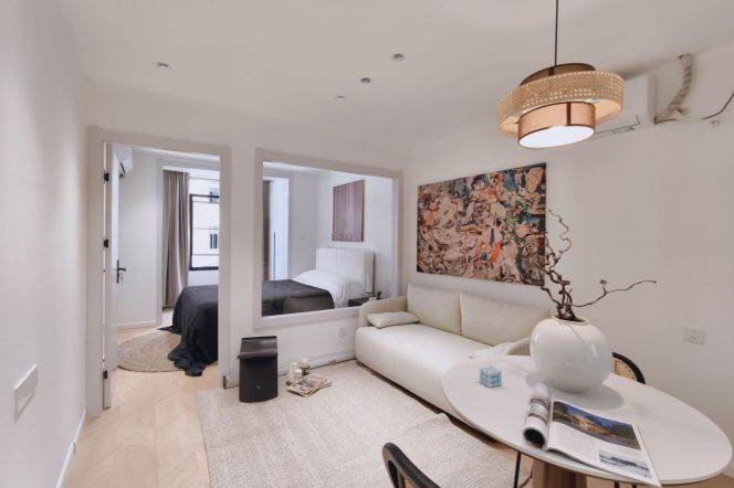 Modern 1br Nr Hongqiao road M3/4/10