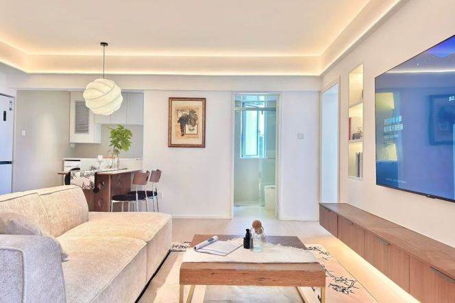 2 Brs, 1 Living room, Floor heating/Central ac/Oven, 120 sqm @ Changshou metro L7&13