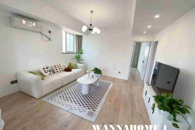 Spacious&Modern Elevator 1Bdr 1Bath Apt+West Yan'an Rd+L2/11 Jiang Su Rd+Large Balcony