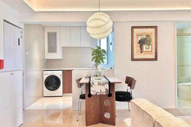 2 Brs, 1 Living room, Floor heating/Central ac/Oven, 120 sqm @ Changshou metro L7&13