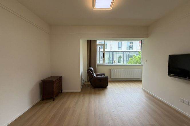 Exquisite Villa for Rent |  2 private terraces & a large side garden 