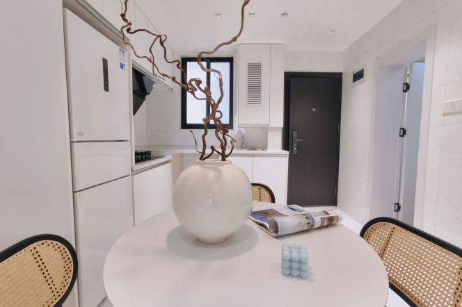 Modern 1br Nr Hongqiao road M3/4/10