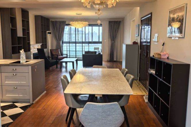 3 Brs, 2 Baths, Oven, Dryer, Parking lot, High end Compound @ Songyuan metro L10