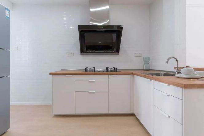 Modern 2brs with floor heating and balcony Nearby Jing an temple
