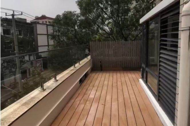 Stylish 2br 2baths with Terrace @Jing'an   Line 7/13/14   