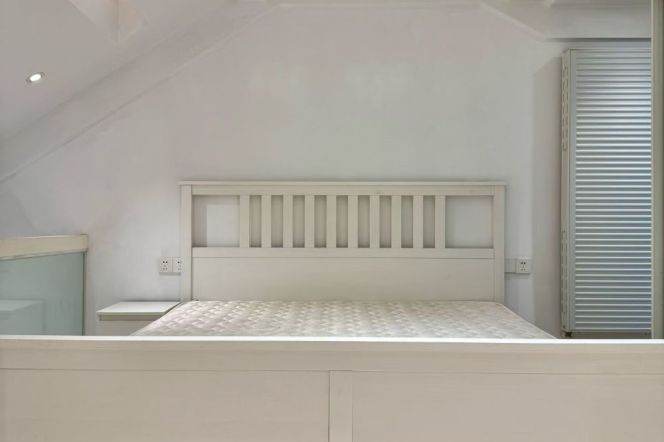 Independent Apt 2 Brs, 2 Baths with Terrace, 120 sqm, Wall heating @ Changping metro L7