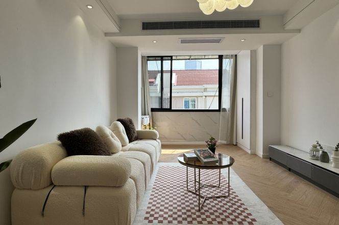 Spacious&Modern&Bright 1BR Jiangsu rd Metro L2/11  | Newly renovated 8.4K